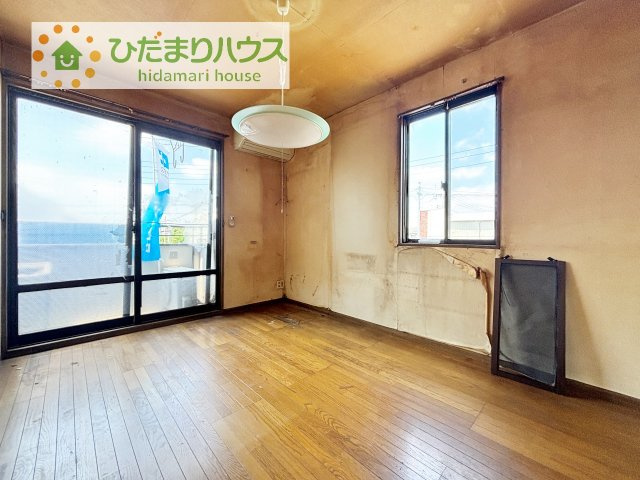 窓が多く、明るい空間を演出してくれます(*^^*)