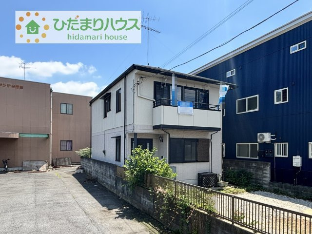 たっぷりの陽光と心地よい風が舞い込む住まい♪