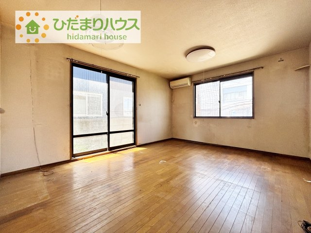 南向きのリビングではぽかぽかの日差しが感じられます☆彡