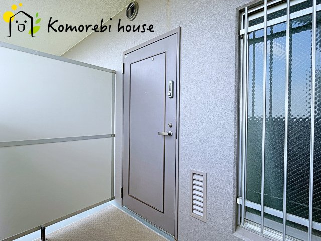 シンプルで使いやすい玄関です