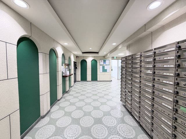 綺麗にメンテナンスされた、清潔感のある共用部。