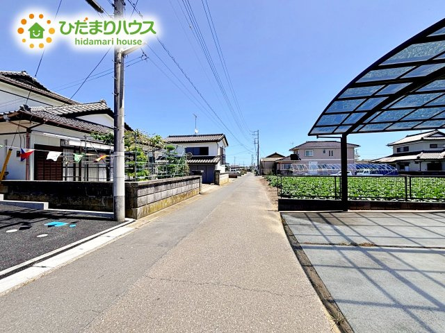 車通りも少ないので運転が苦手な方でも安心して駐車できます
