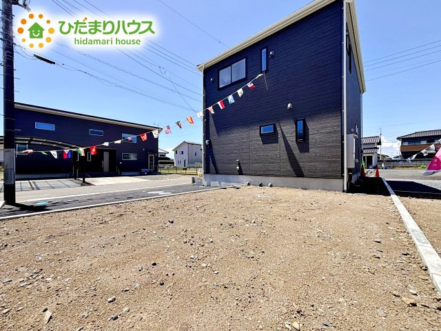 お庭に緑を増やすと空間温度を下げることができるので、家に入り込む風も涼しくなります。