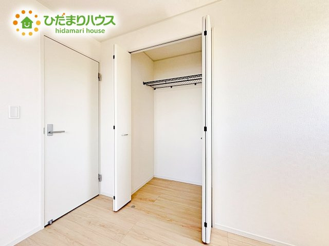 お洋服の多い女性に人気！収納力の高いクローゼット付☆彡