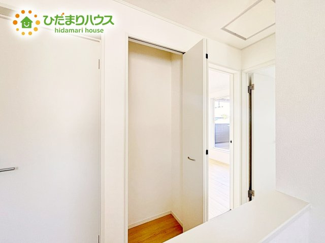収納があれば物を整理整頓しやすく、部屋が常にすっきりとした状態を保てます。
