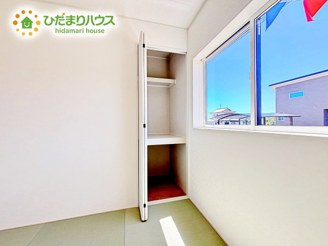 お布団やお子様のおもちゃなどがスッキリ収納できますね(^^♪