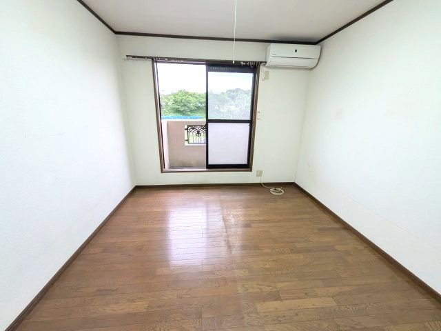 収納もある玄関です