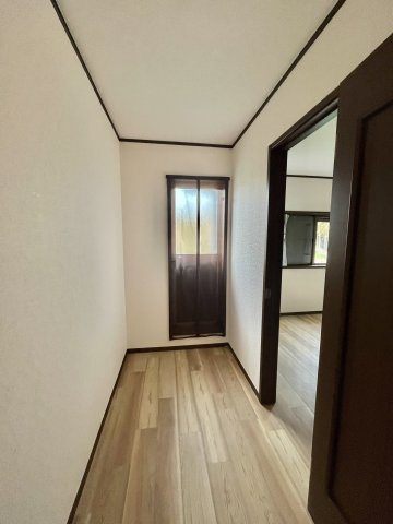 バルコニーへの通路
