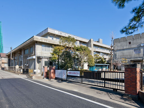 【LIFE　INFORMATION】「鈴谷小学校徒歩」4分