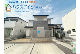 本巣市温井 築６年中古住宅 オール電化住宅・太陽光発電システム搭載 お車並列3台可能 の外観