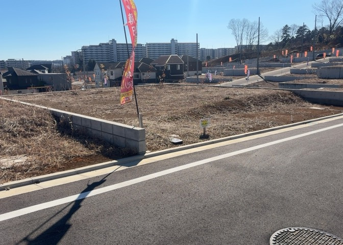 最寄り駅が近いなどの交通アクセスが良い土地だと暮らしやすいですよね。通勤・通学の観点から土地を選ぶことも大切です！自身や家族のライフワークからあったの物件を探しましょう！当社営業がお力になります！