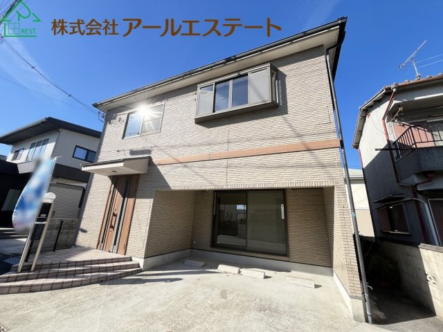 外観：328000572201