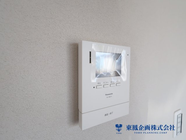お子様がお留守番の時も来訪者が確認できて安心ですね