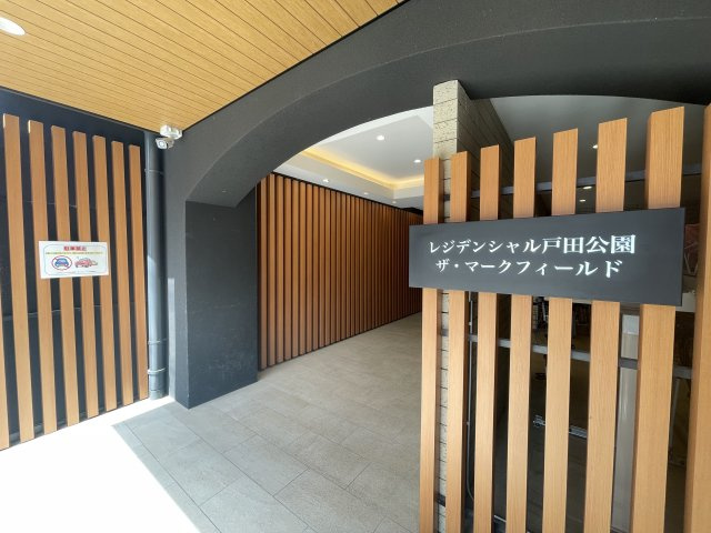 マンションの顔でもある、高級感漂うエントランス。　