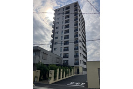 ライフピア豊春の外観