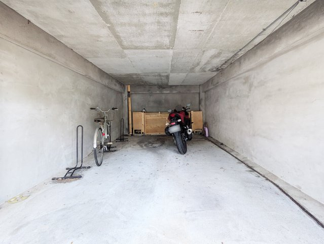 堀込車庫　高さ：約1.7ｍ