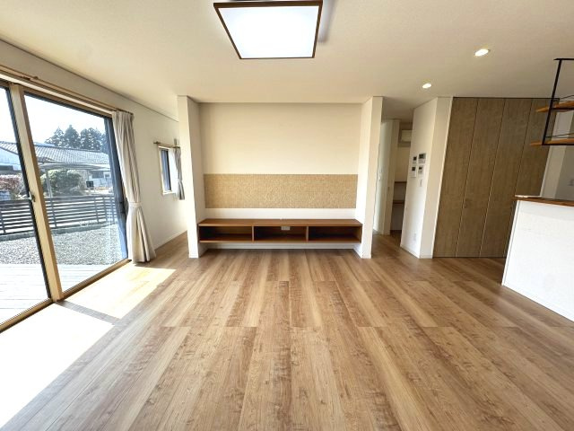 ゆったり過ごせる居間です