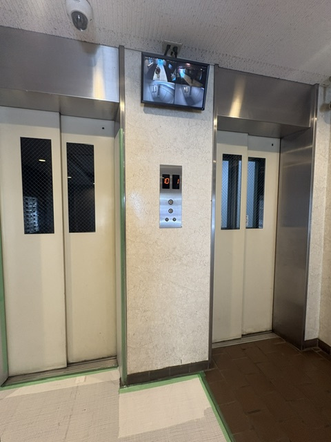 エレベーター2基は嬉しいですね