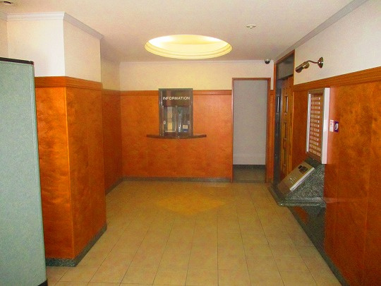 エントランス