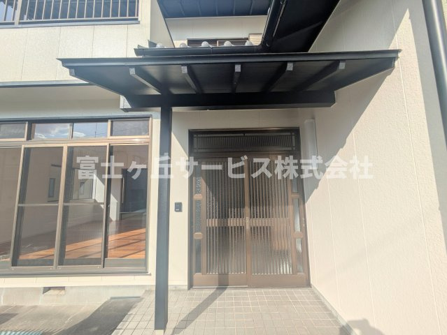 エントランスです