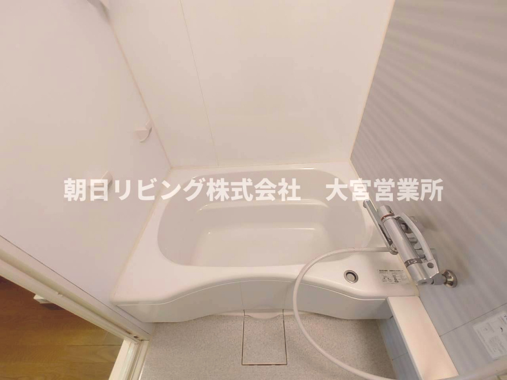 ゆったり過ごせるお風呂です