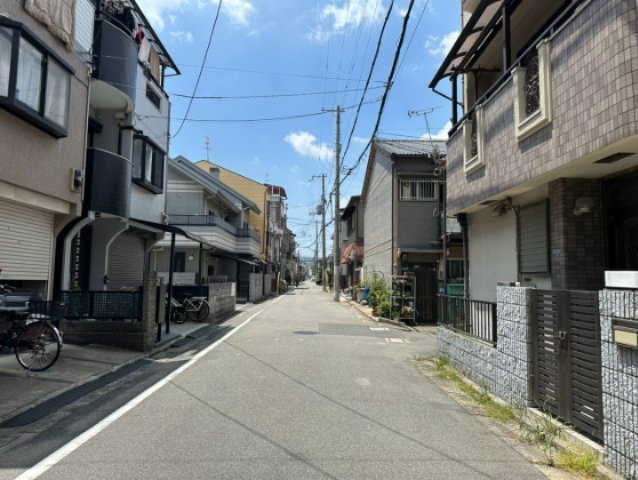南西角地で日当たりも良好です！
