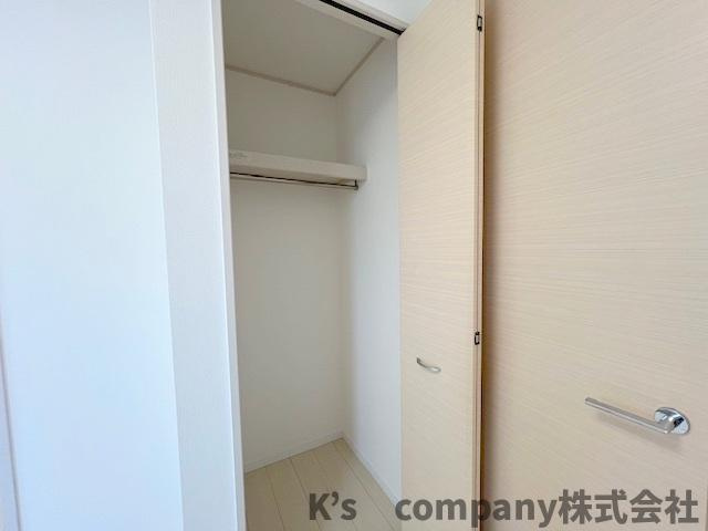 洋室4.5帖の収納スペース◇