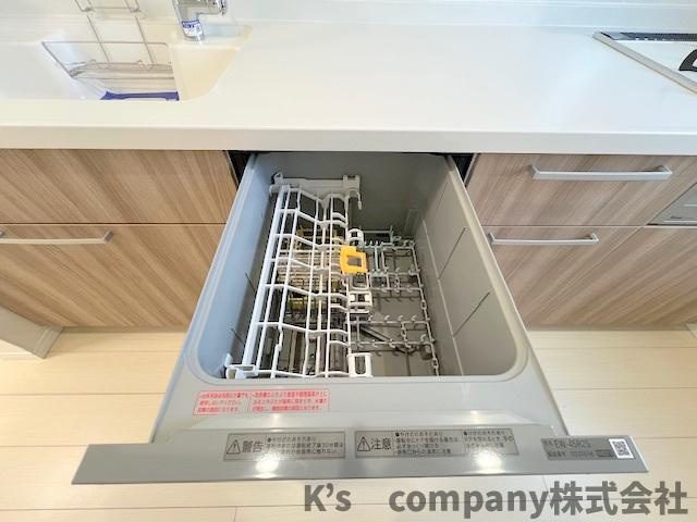 食器洗い乾燥機付きで家事の時短に役立ちます☆