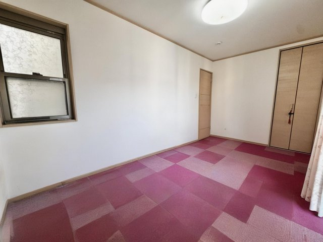 ※本画像は空室時の写真を加工し、家具・小物等を撤去したイメージです。　実際の仕様とは異なる場合がございます。