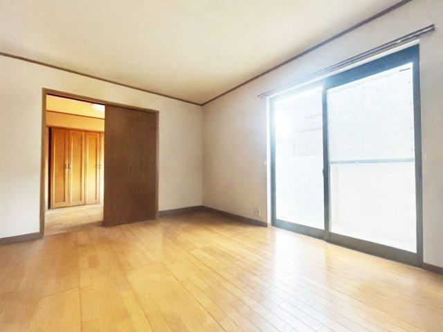 ※物件写真は一部、AIによる画像処理を行っており家具や備品が削除されております。現況とは異なることをご承知ください。