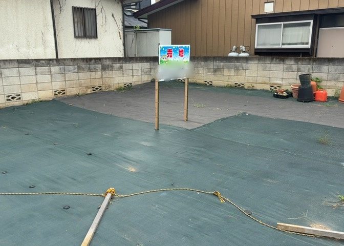 土地探しをしていると都市計画区域という言葉を目にすると思います。法律によって、都道府県知事や国土交通大臣が指定するエリアのことを指しており、都市計画区域は市街化区域と市街化調整区域に分けられています。