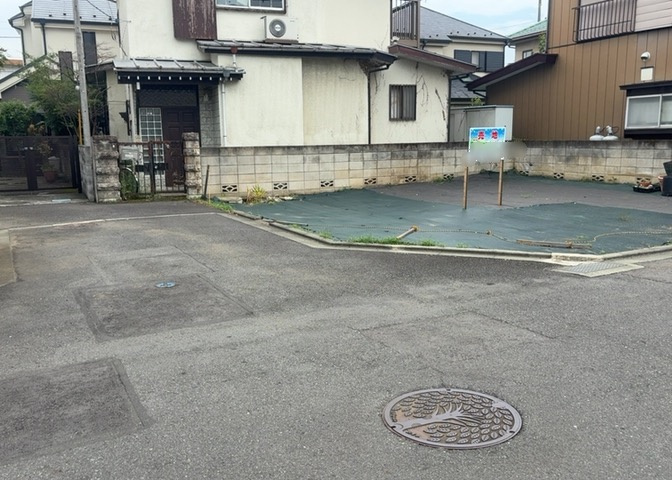 家を建てる前提で土地を探している場合、地盤の丈夫さは譲れない条件の一つです。地盤が脆弱だと追加工事が必要となります。また、過去に地盤沈下や液状化現象を起こした土地は、できるだけ避けた方がいいでしょう。