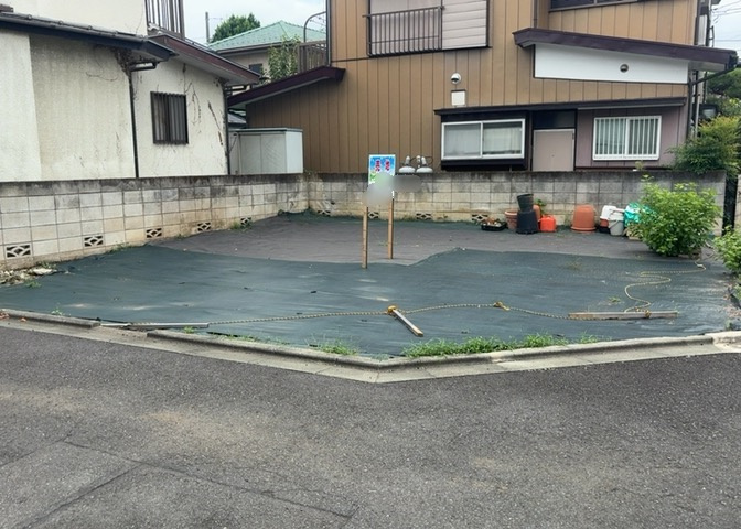 人が暮らすうえで日光は大切な要素となります。日当たりの良さは譲れないポイントですね。併せて近くに大きな建築物の建築予定がないか、あるいはそれが可能な土地が近くにないか事前に確認することもお勧めします。