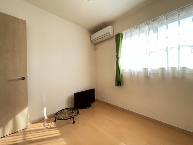 ナチュラルな雰囲気の洋室♪