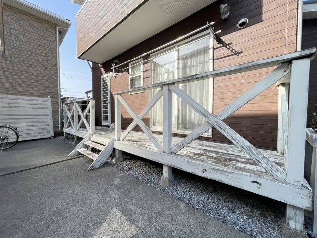 自宅でカフェ気分を味わえるテラス♪