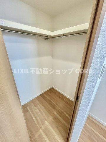 全居室に収納を完備しておりますので、居室の全空間を有効活用出来ます。　
