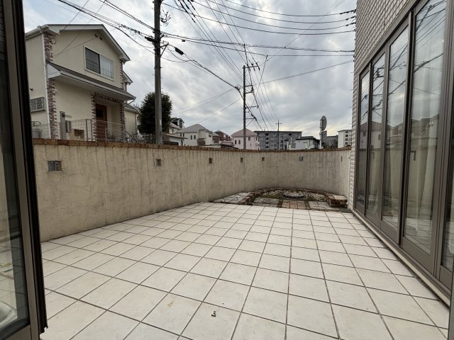 1階庭