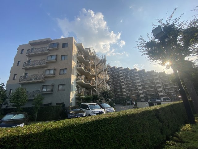 ■日暮里舎人ライナー「見沼代親水公園」駅徒歩14分！　■ペット飼育可能(細則有)