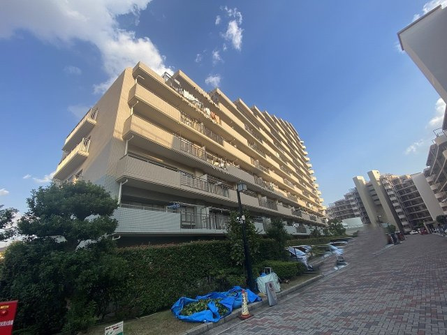■日暮里舎人ライナー「見沼代親水公園」駅徒歩14分！　■ペット飼育可能(細則有)