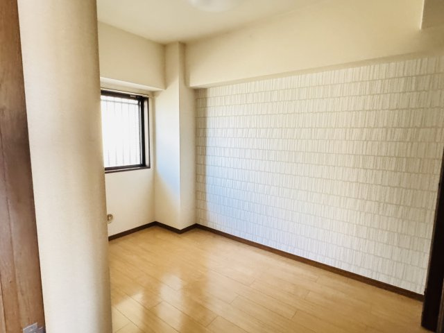 ～4.7帖のサービスルーム～