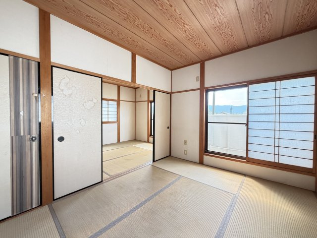 きれいな和室6帖です