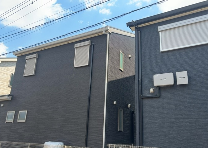 土地の地勢が高台の場合、景色を綺麗にみることができ、景色にこだわってお家探ししている方におすすめです！また平坦地よりも風通しがいいというメリットがあります。デメリットもあるので是非現地でご確認下さい。