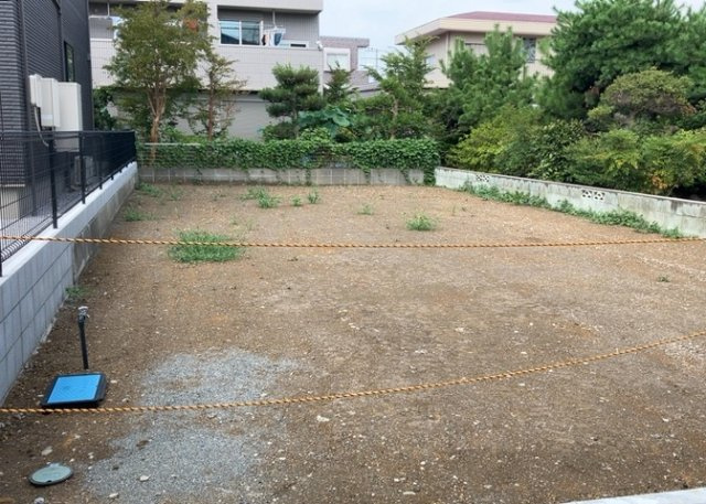 物件の詳細については、現地を見てわかること以外に、役所や法務局などで調べないとわからないことがあります。そのため、現地に行く場合は、もしこの物件を買ったらどのような生活ができるかをイメージしましょう。