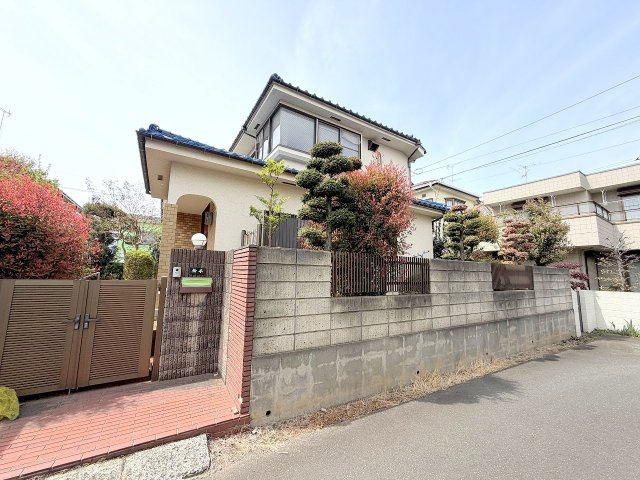 古屋付き時の現地写真！更地で2区画になります。
