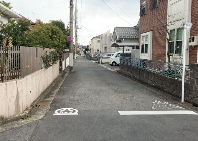 景色重視でお家選ぶをするとスーパーが遠い！学校が遠い！など生活をするうえで利便性で困ることもあります。まず一度現地を見学する際に、周辺の施設などがあるかを確認し、暮らし始めた後のことを想像しましょう。
