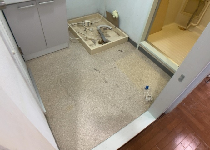 洗面脱衣所は「体を綺麗に整える場所」という目的と役割を持っています。そして便利で使い勝手のいい「体を綺麗に整える場所」にするためには、配置や動線、照明や収納計画をしっかりと検討しておく必要があります。