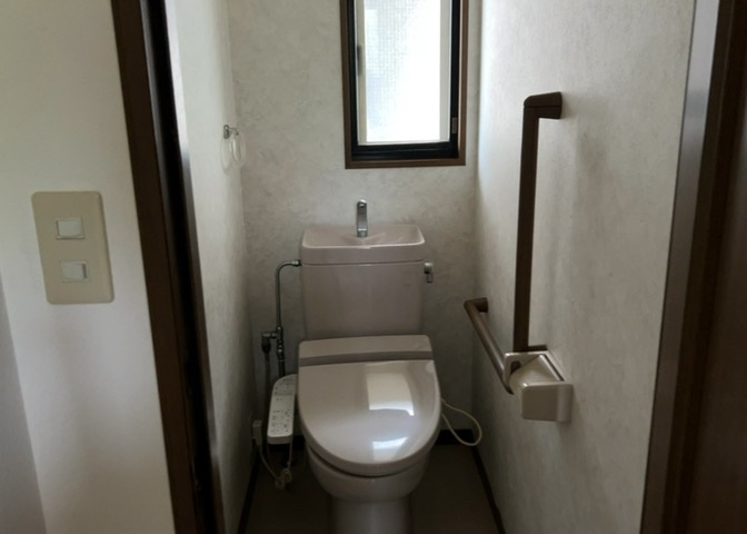 トイレは大きさや形、機能、抗菌性などが異なる多種多彩なタイプが各メーカーから出ています。それぞれに良さがあるため、事前にどういったタイプのトイレがいいのかをご家庭内で決めて、内見に行くといいでしょう。