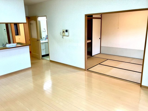 【ダイアパレスサンポート高松の居間】