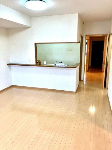 【ダイアパレスサンポート高松の居間】