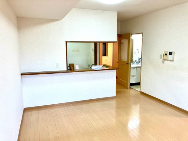 【ダイアパレスサンポート高松のリビングダイニング】